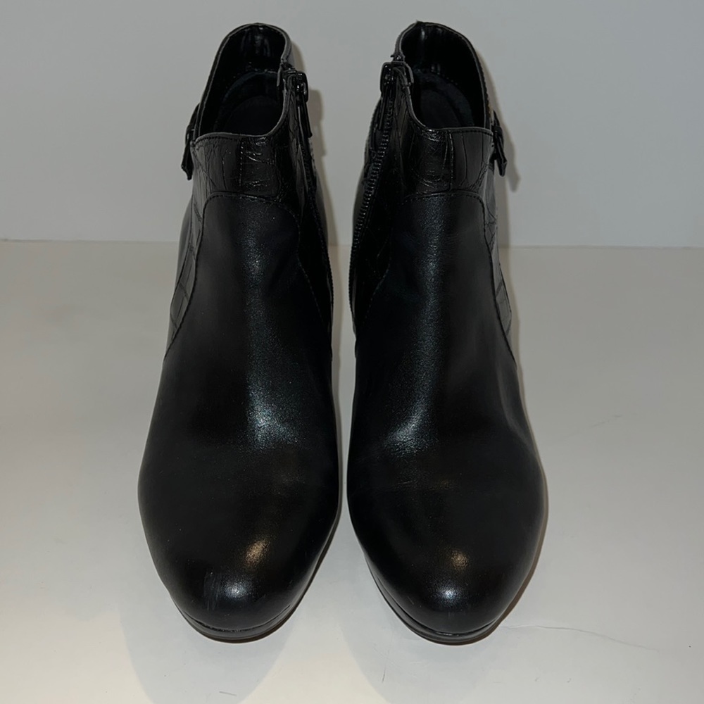 Naturalizer bootie